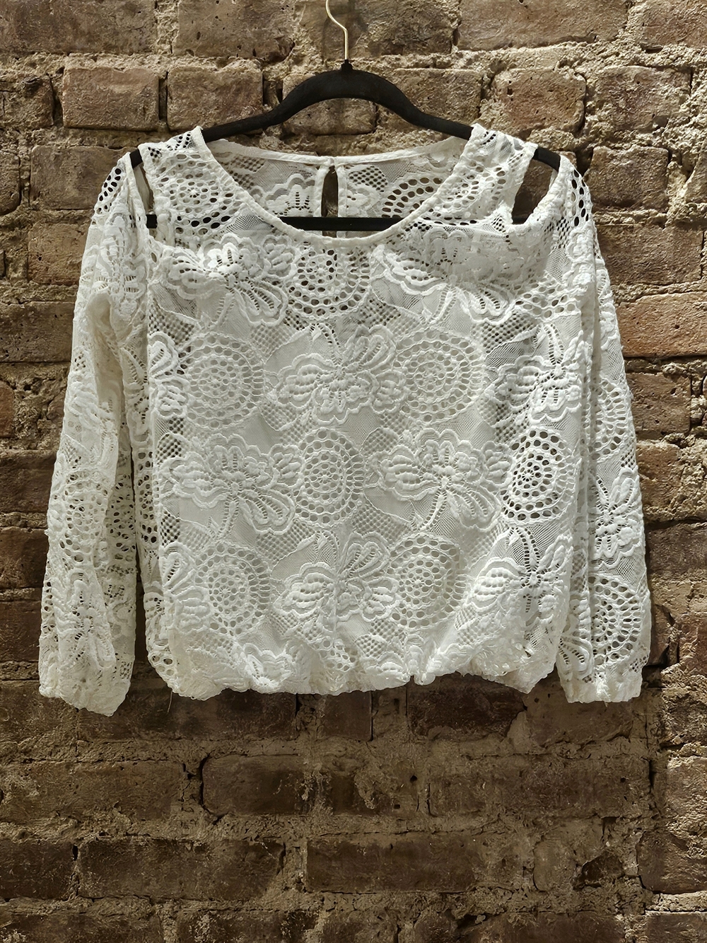 Lace Cold-Shoulder Top Hollister M
